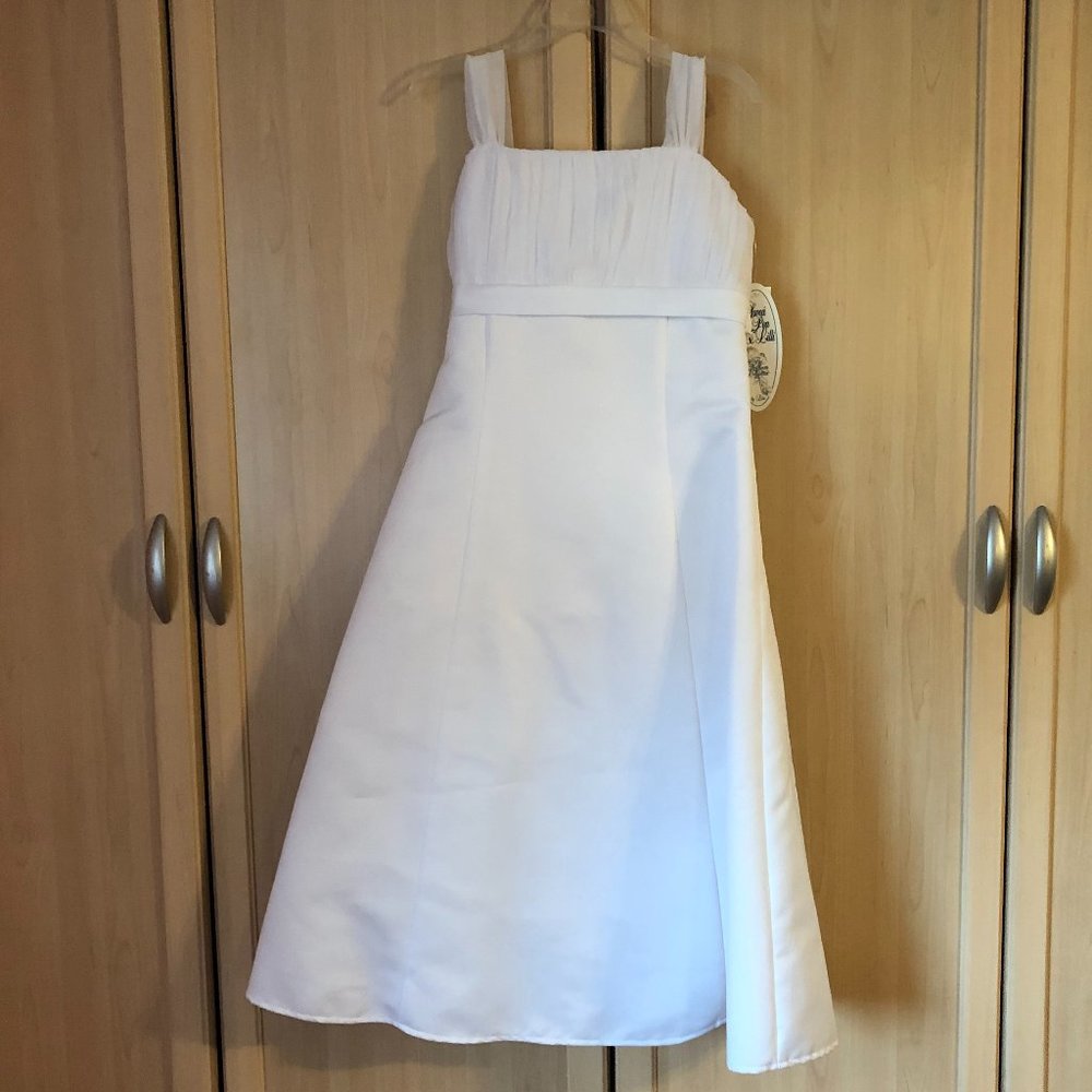 Brand New Communion Dress - Size 10  SP916